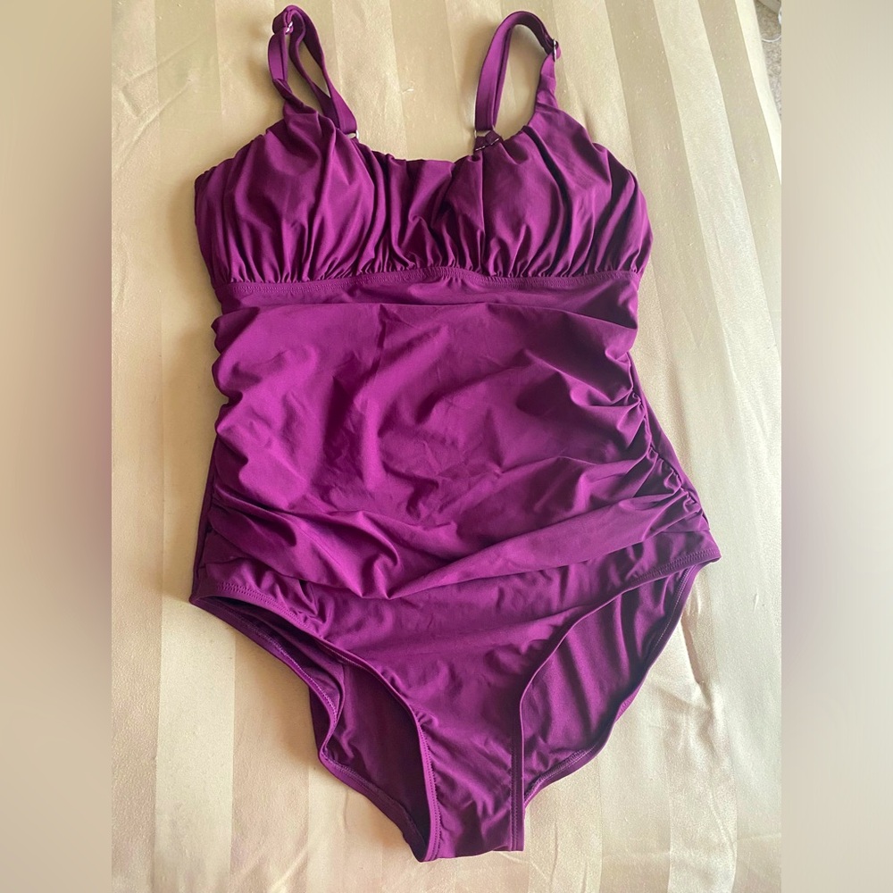 Ladies Burgundy swimsuit